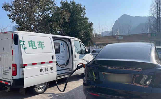 罗江区汽车搭电